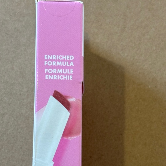 L.A. Colors Sheer Rose Shea Butter Lip Balm - Picture 3 of 5